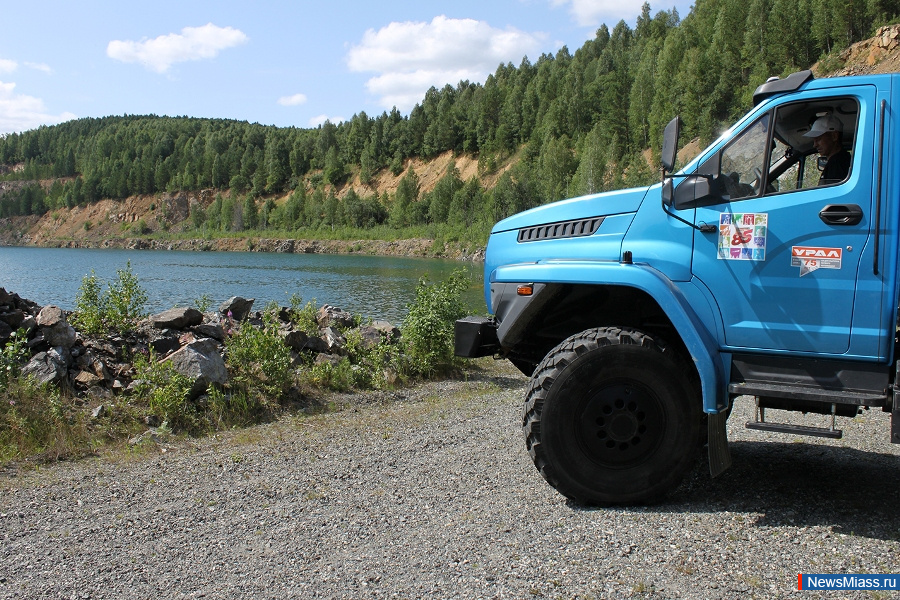 "  ,   ".     " NEXT"   