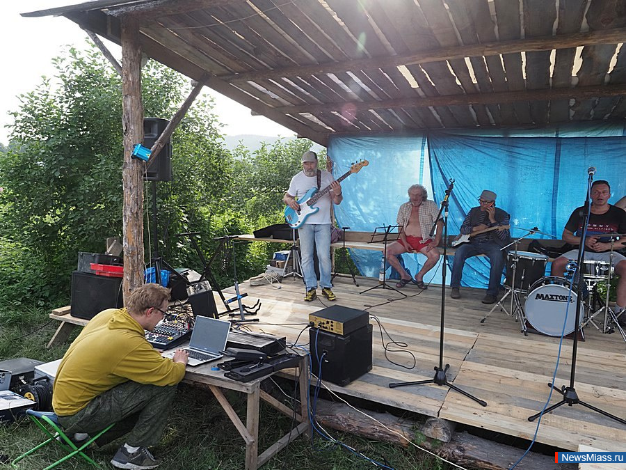 "  ,    ...".              -  