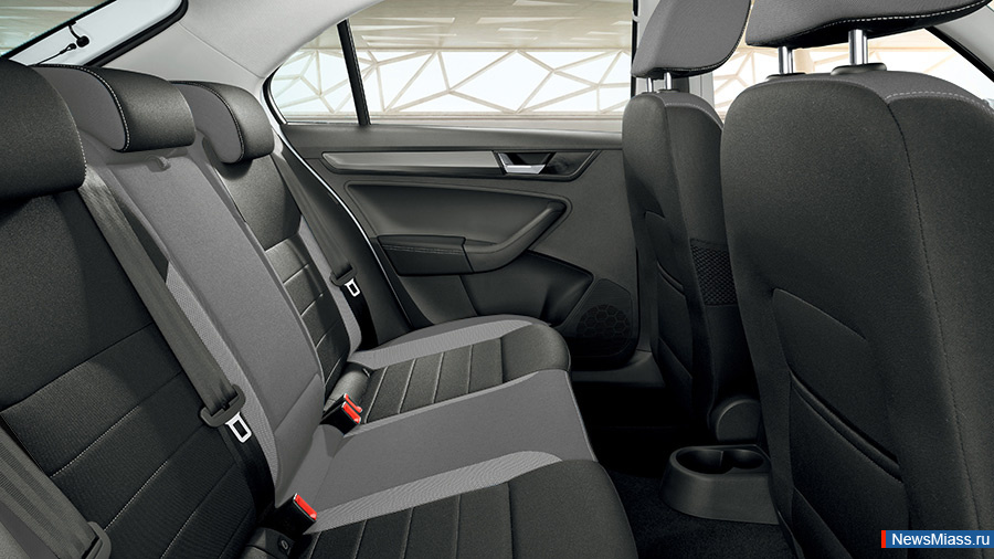 ŠKODA RAPID.   .   ŠKODA,  " ",    " "  " "   ŠKODA RAPID    662 970 