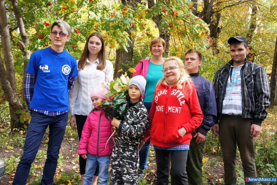 Сикачи алян. Осень добровольца кубатьян. Осень добровольца кубатьян. Волонтерство во владимире. В чем одеты волонтеры?.