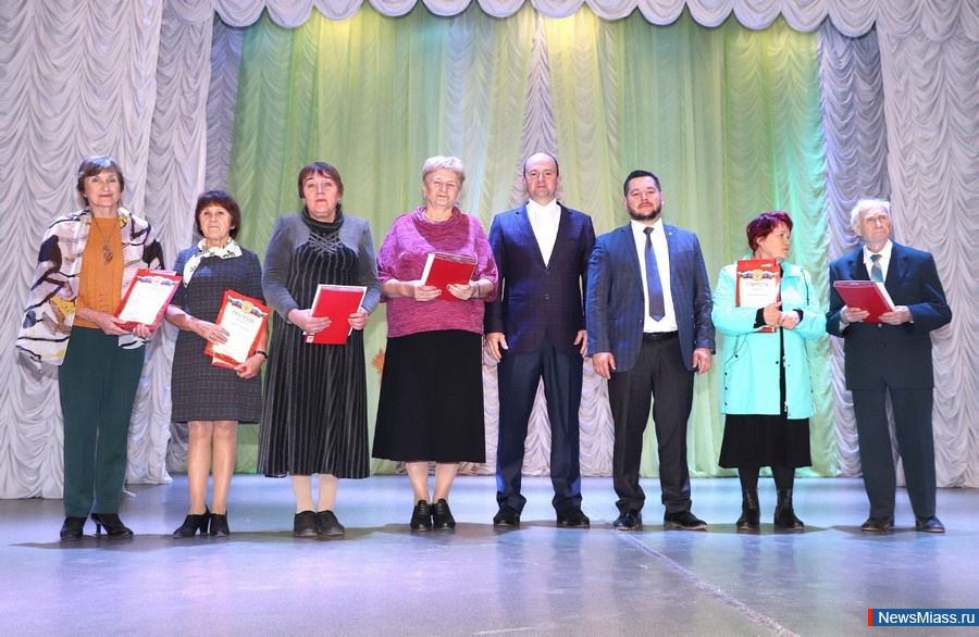 ,    ,   .          ""     