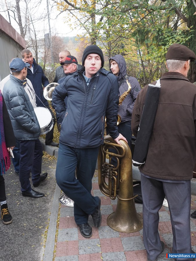 "���������� ������ ����� �����". � �������� ����� ������ ������������ �������� ����� ����� "���������"