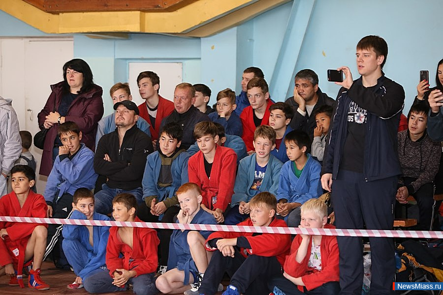 ������ �� ����������. ������ ������� �������� ��������� ��������� ������ � ��������� �������������