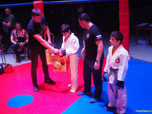 "����� �� �����" ������������