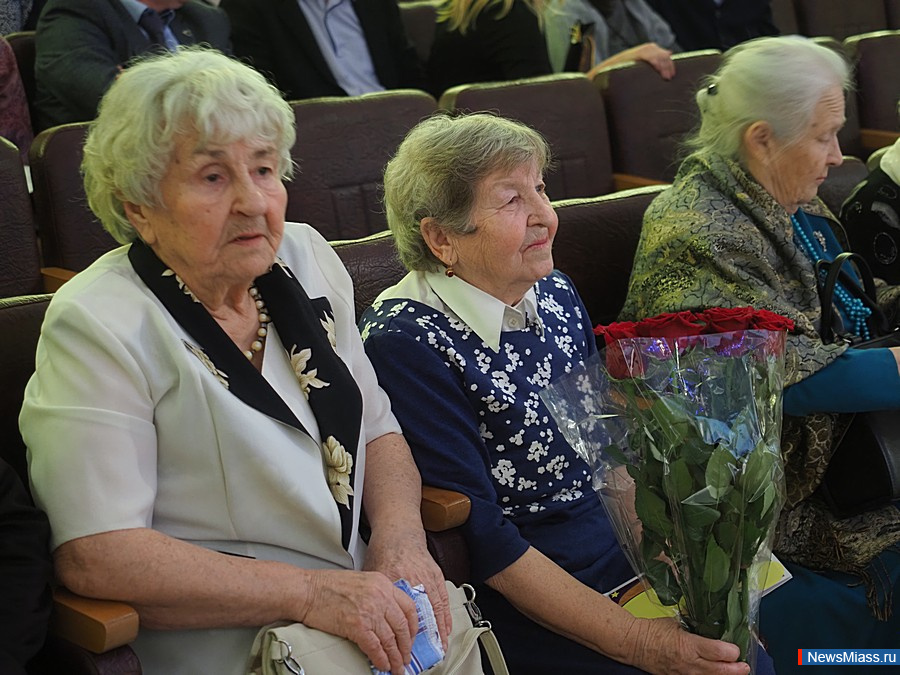 ��������� �������. �������� �������� ���������� ��������� ����� � 6 � 60-������ ����������