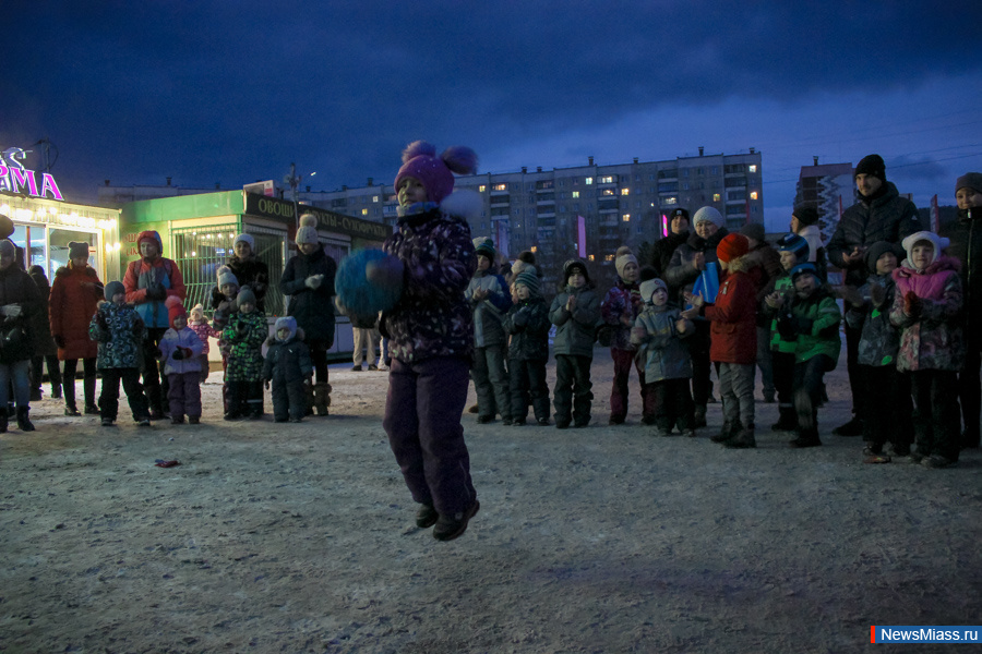 , , .           "1000 "