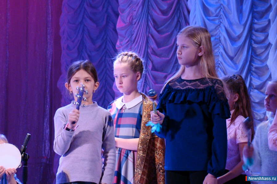 ����������� ���������. ����������� folk-����������� "�������" ������� "�������� �� ����" � ������.