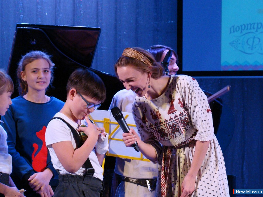 ����������� ���������. ����������� folk-����������� "�������" ������� "�������� �� ����" � ������.