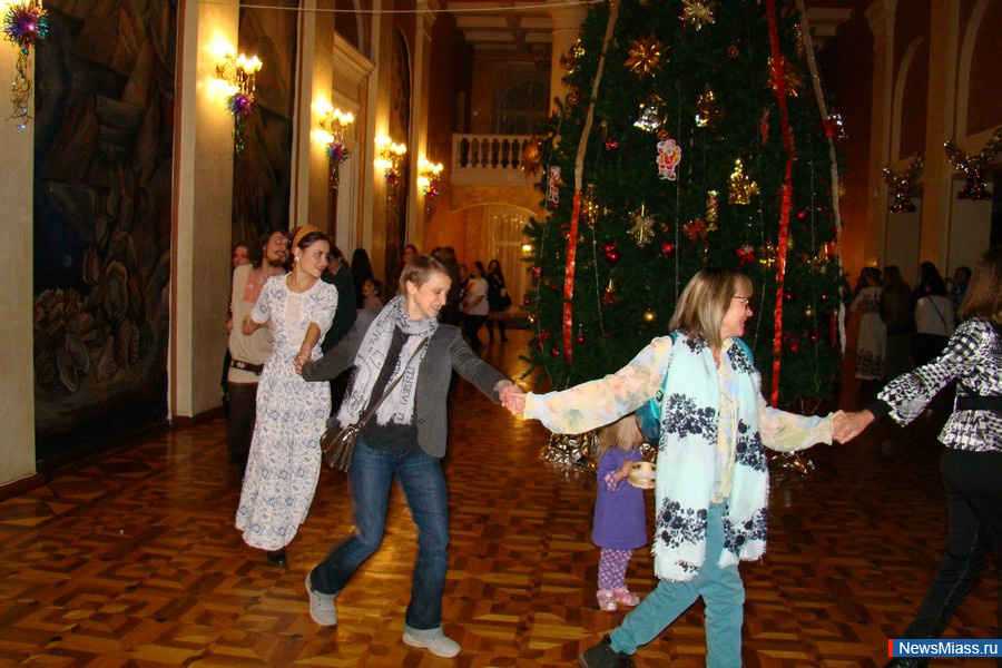 ����������� ���������. ����������� folk-����������� "�������" ������� "�������� �� ����" � ������.