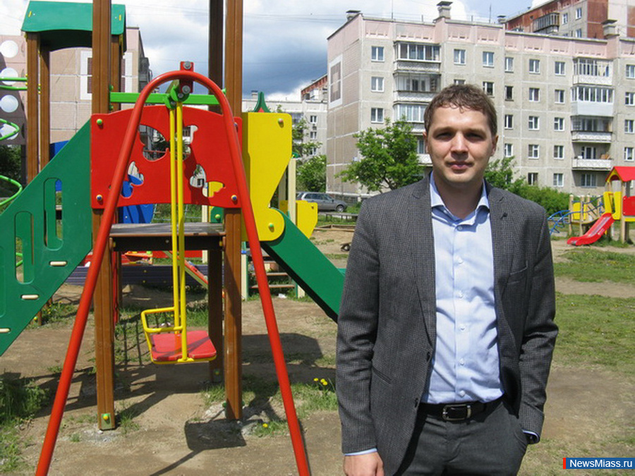  ,   .   ,    :      7  