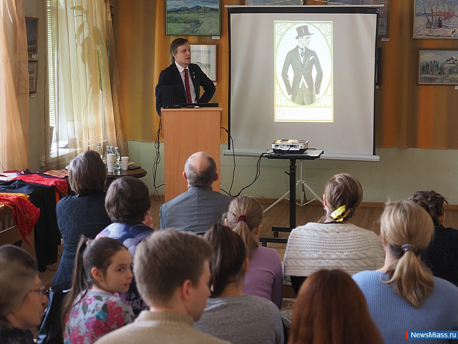      :    .       .     -    