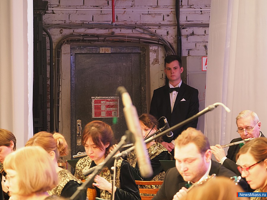 �������� ������ � ������. �� ����� ���� "��������" ��������� �������� ���� ��������� � ������� �������� ������� "�������"