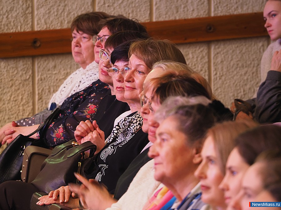 �������� ������ � ������. �� ����� ���� "��������" ��������� �������� ���� ��������� � ������� �������� ������� "�������"