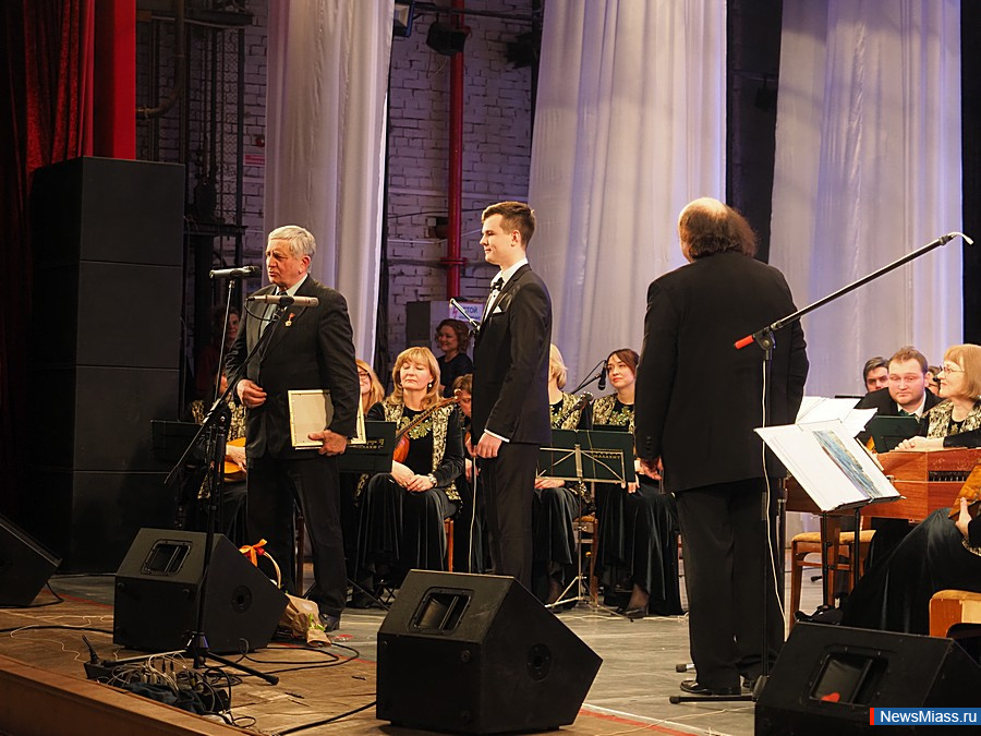 �������� ������ � ������. �� ����� ���� "��������" ��������� �������� ���� ��������� � ������� �������� ������� "�������"