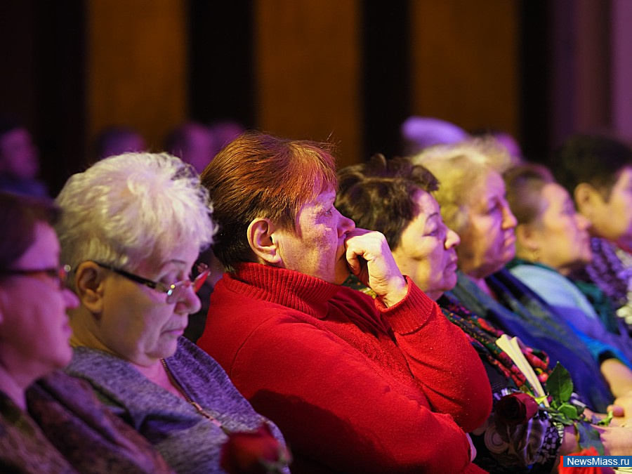 ,     ,   .  " ",  ,          