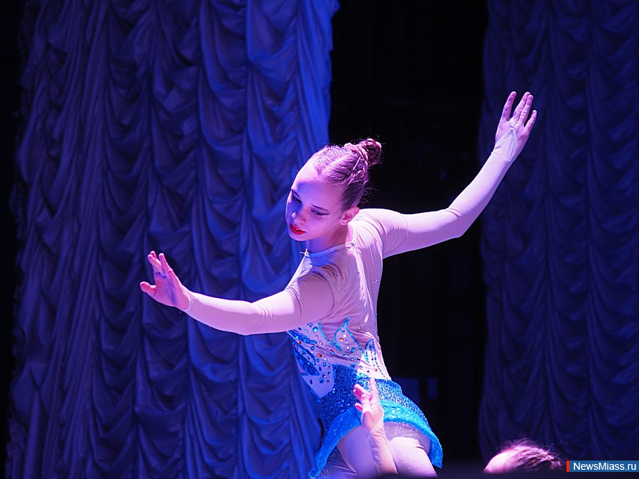 � ������ ��������� ����� "����" ������� 30-������ ������. �� ��������� �������� ��� �������� ���� ������������ ������������� ���������