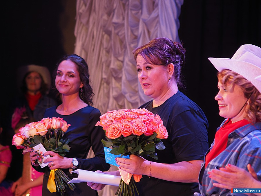 � ������ ��������� ����� "����" ������� 30-������ ������. �� ��������� �������� ��� �������� ���� ������������ ������������� ���������