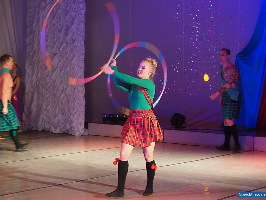 � ������ ��������� ����� "����" ������� 30-������ ������. �� ��������� �������� ��� �������� ���� ������������ ������������� ���������