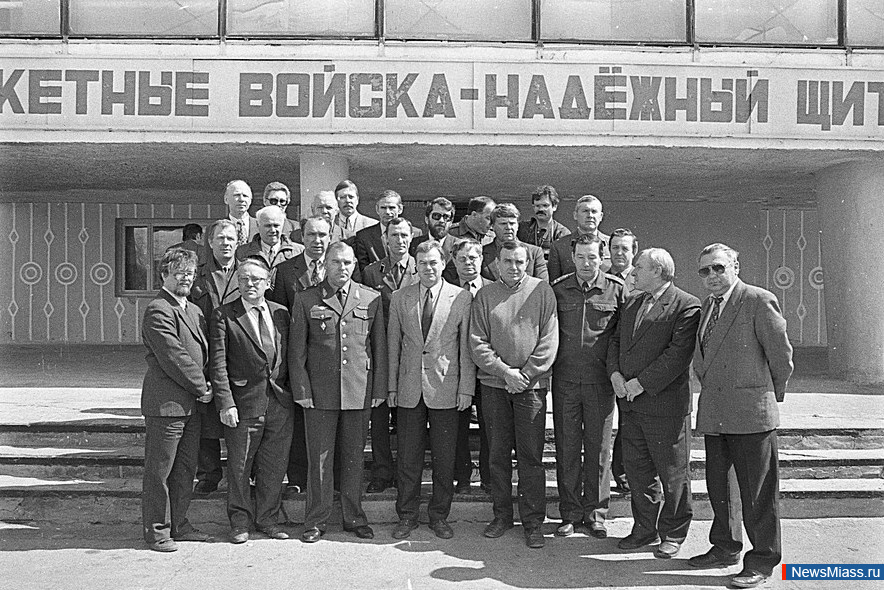 "      ,   ,  "....      -      