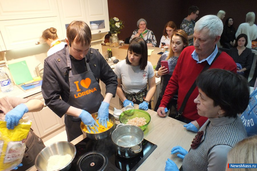   LORENA   -      .     -    ,        