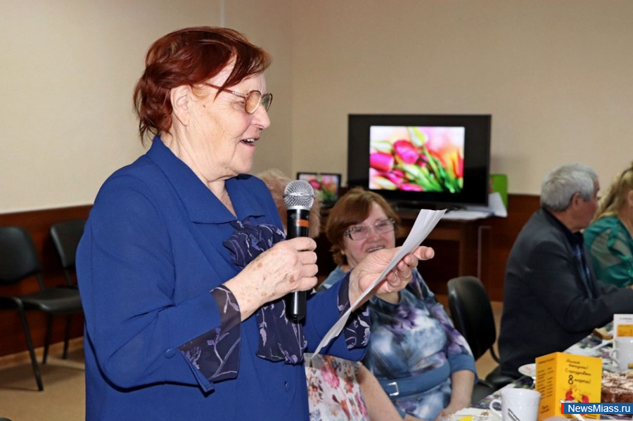       8    .    ""   "   "    