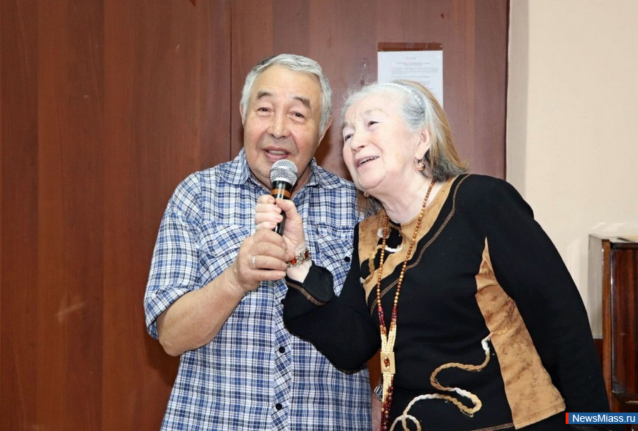       8    .    ""   "   "    