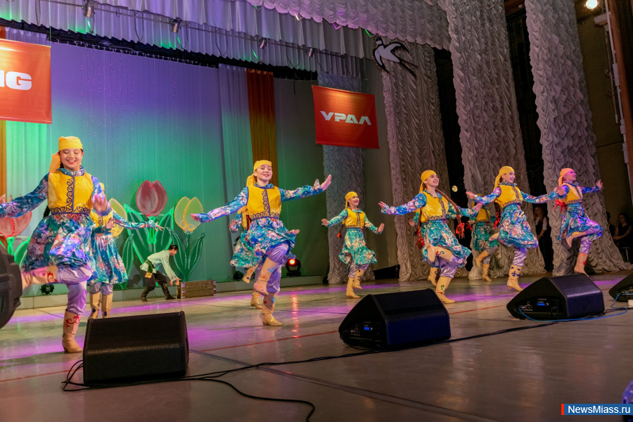   ,      .    ""       " "