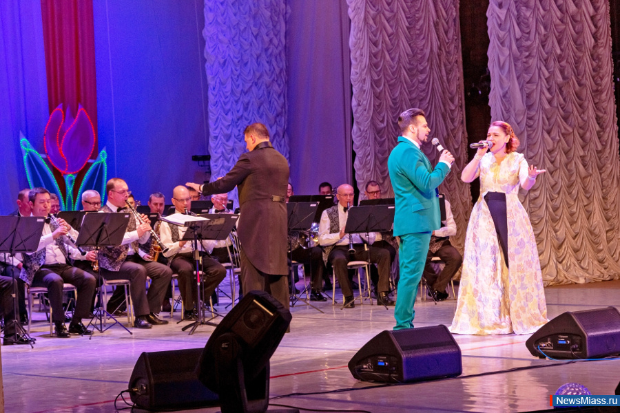   ,      .    ""       " "