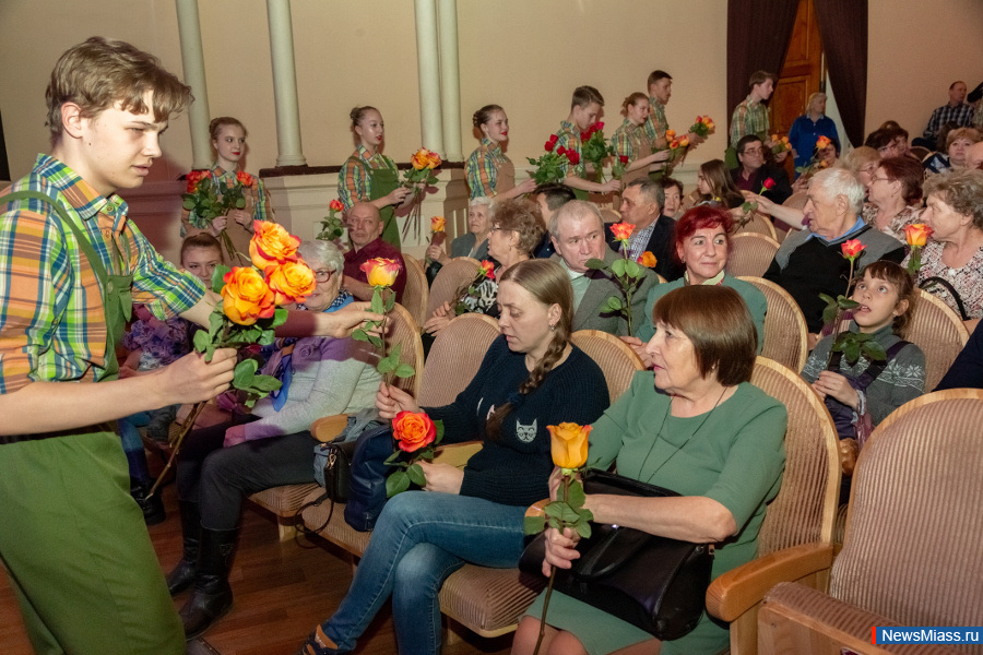   ,      .    ""       " "