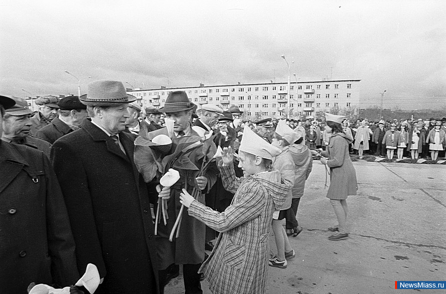 " "    .  2.       1986  -    