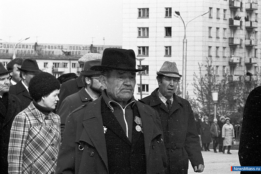 " "    .  2.       1986  -    