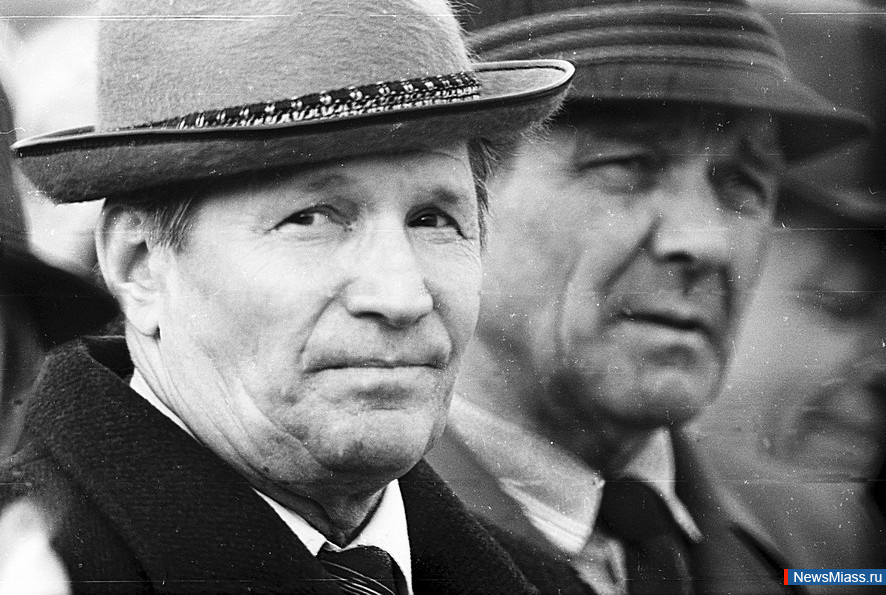 " "    .  2.       1986  -    