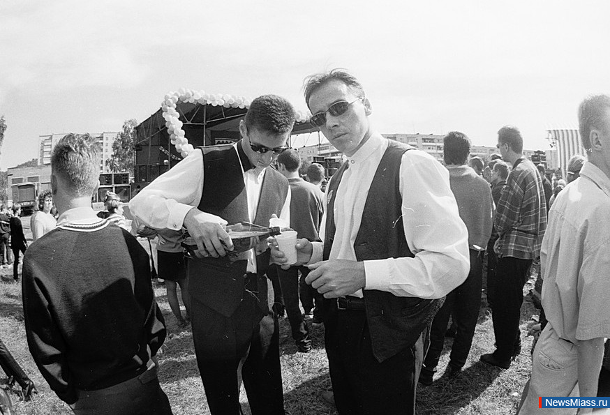 "   ,   ".   ,     2000- , -    