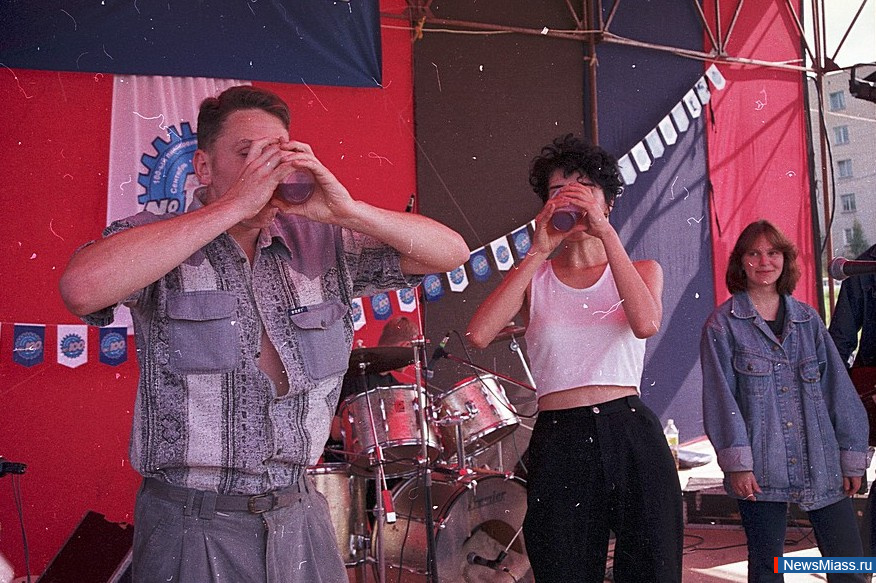 "   ,   ".   ,     2000- , -    