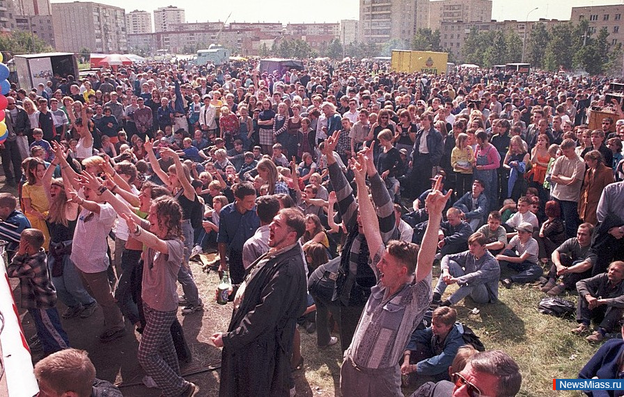 "   ,   ".   ,     2000- , -    