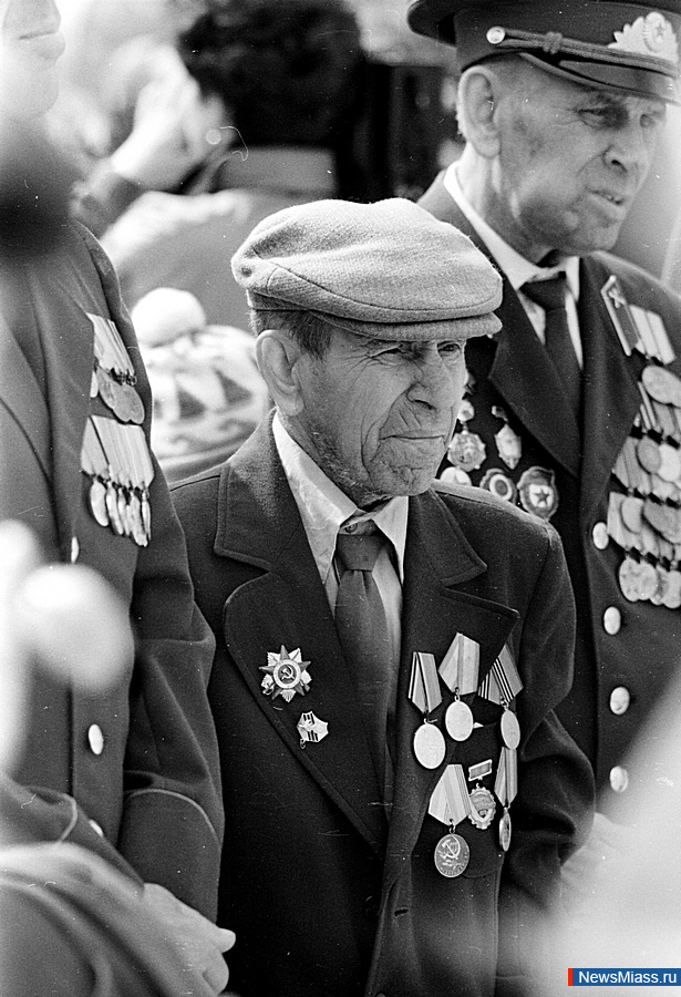 " "    .  4.  50-     -    