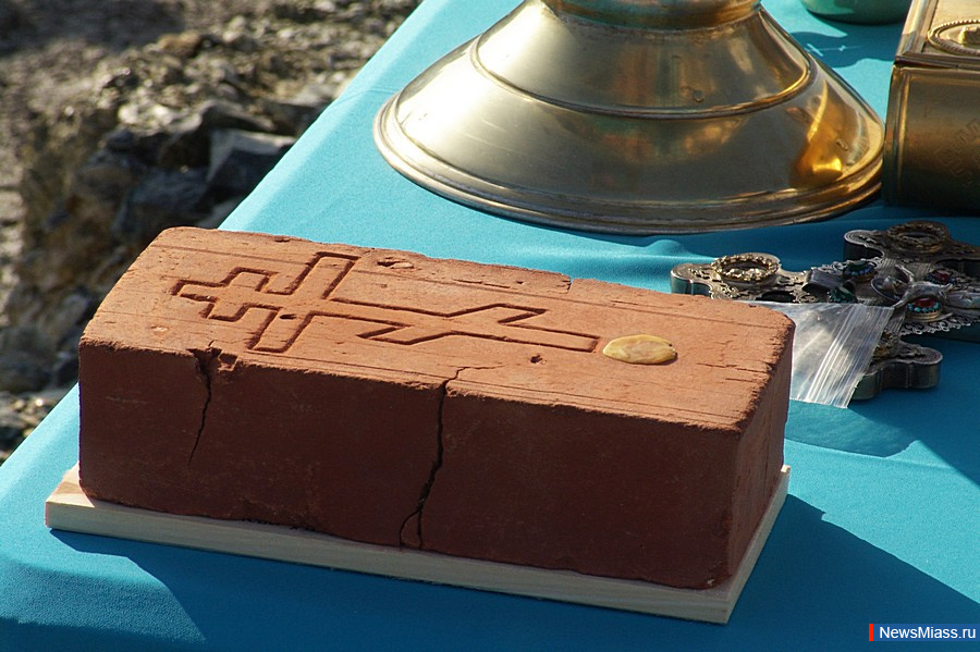 -         .        -    