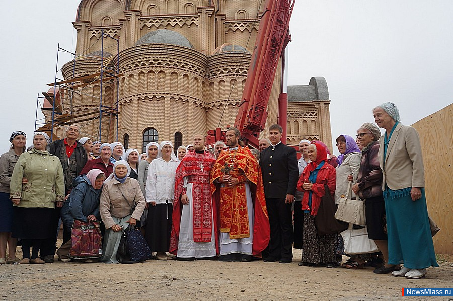 -         .        -    