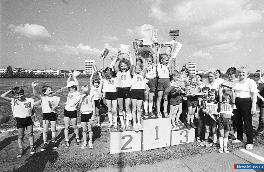 " ,     ?".        90- -    