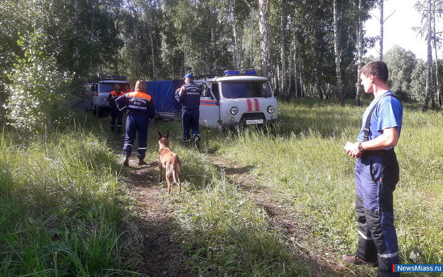      .   " "       .     ,   