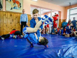 �������� ����� ���������� �� ������� � ������ �����