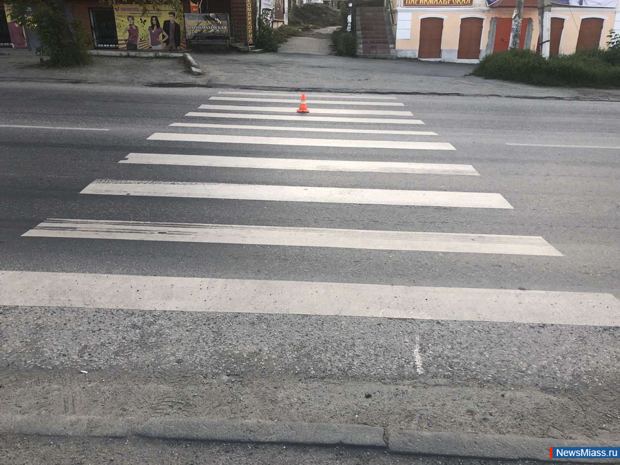        "".    ,    .         32- 