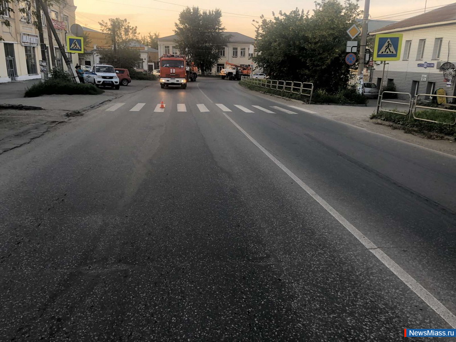        "".    ,    .         32- 