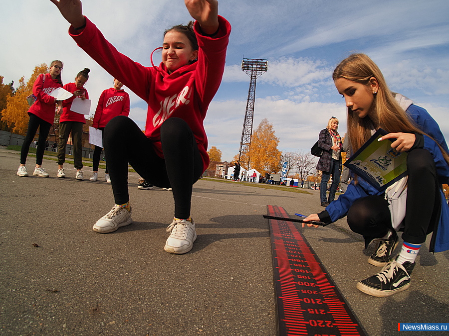     .   -  300  -      : , ,     