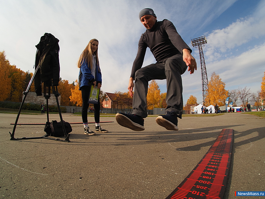     .   -  300  -      : , ,     