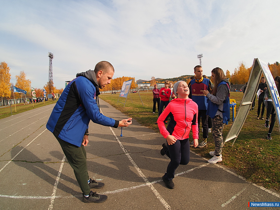     .   -  300  -      : , ,     