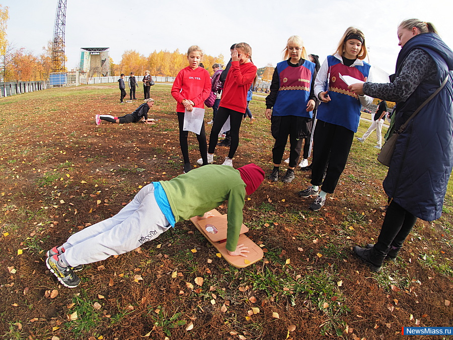     .   -  300  -      : , ,     