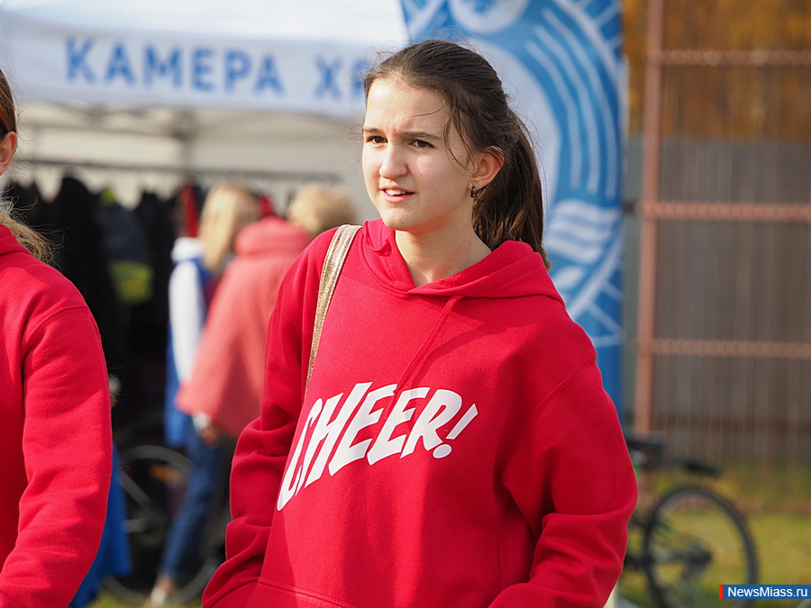     .   -  300  -      : , ,     