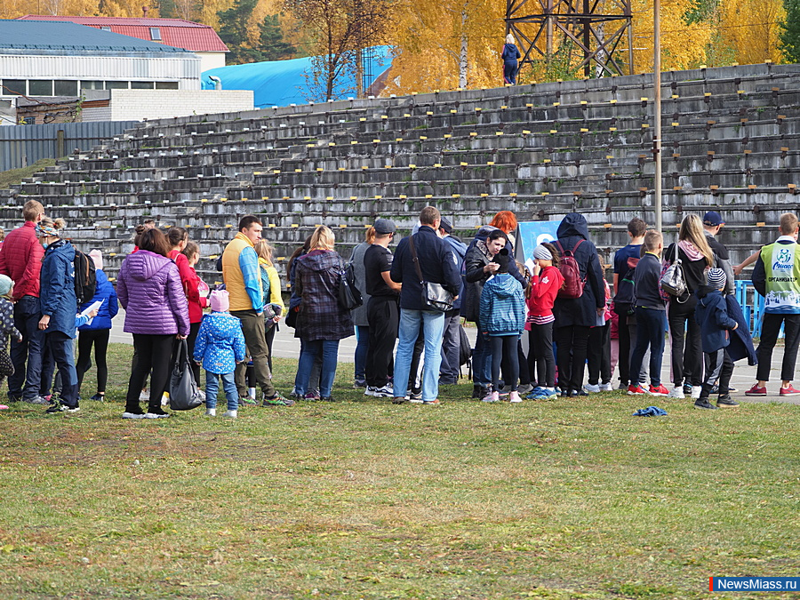     .   -  300  -      : , ,     