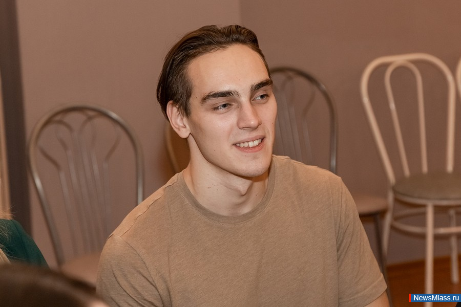     " ?"   .   ""     " ?"